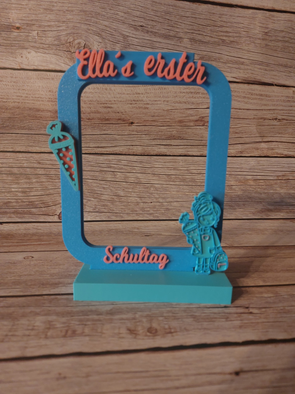 Ob aus Holz oder 3D Druck alles kann Personalisiert werden , Teddy mit Name auch als Türschild  Image